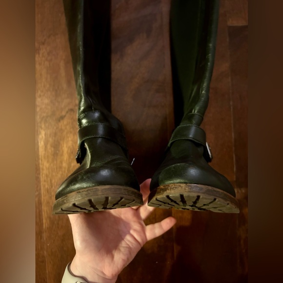 Kenneth Cole Women’s Preppy Classic Minimalist Sleek Chic Black Sz 7.5 Boots - Picture 11 of 15